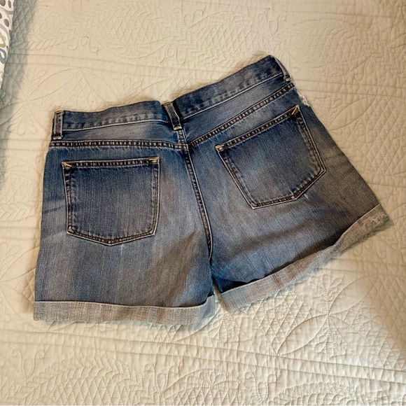 Gap Distressed Denim Shorts - Picture 3 of 4